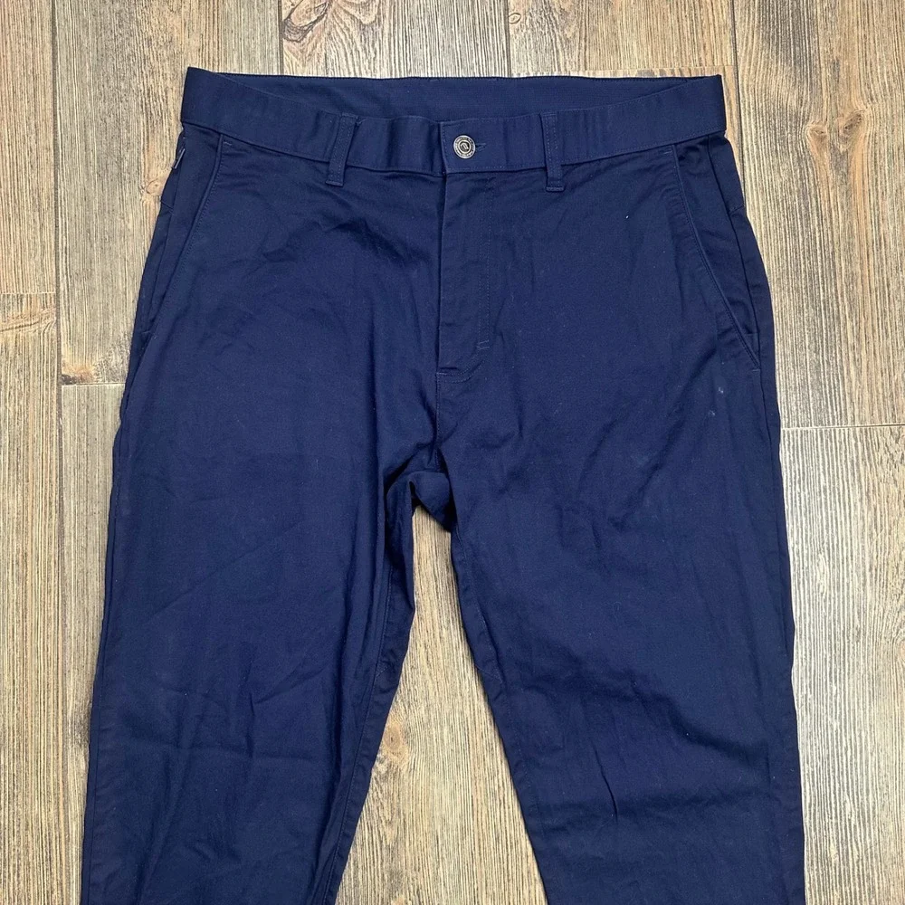 Fabletics High Side Chino Pants Mens 33x27.5 (tag 33x30) Navy Blue Slim Straight